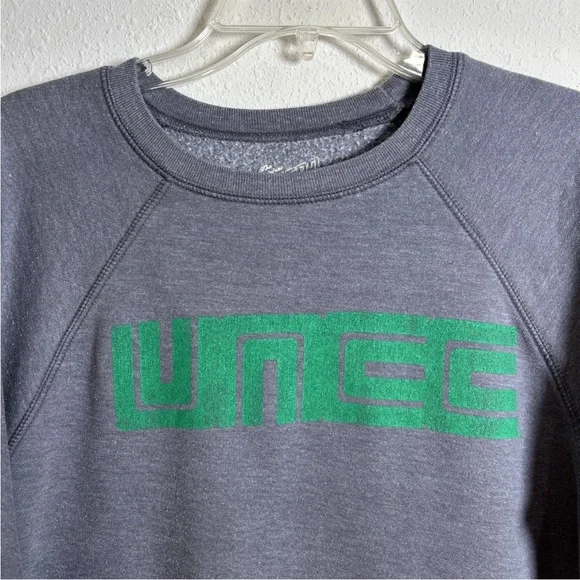 UNC Charlotte 49ers Retro Brand Gray Crew Neck Fleece Sweatshirt Men's Medium - Picture 2 of 12